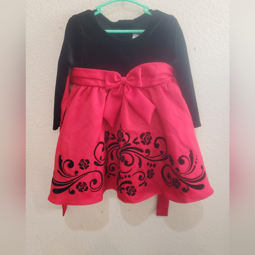 Rare Edition dress NWT size 18month